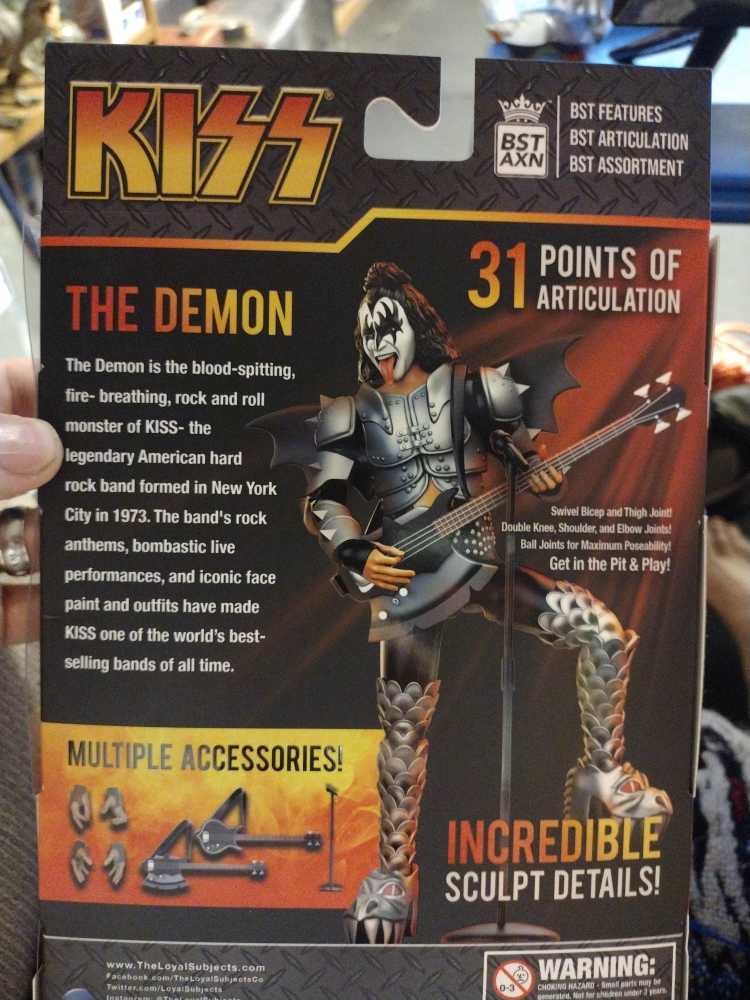 BST AXN The Loyal Subjects Kiss Destroyer The Demon - BST AXN (Kiss: Destroyer) action figure collectible [Barcode 850795008947] - Main Image 3