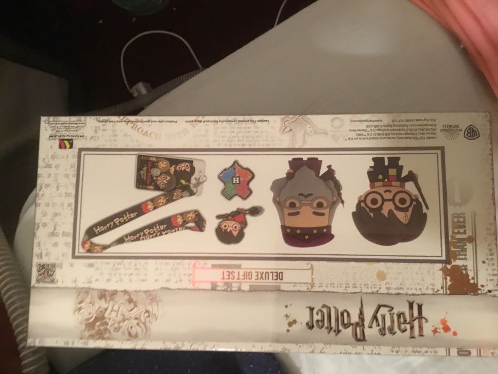 Harry Potter Deluxe Gift Set - Monogram International (Harry Potter) action figure collectible - Main Image 2