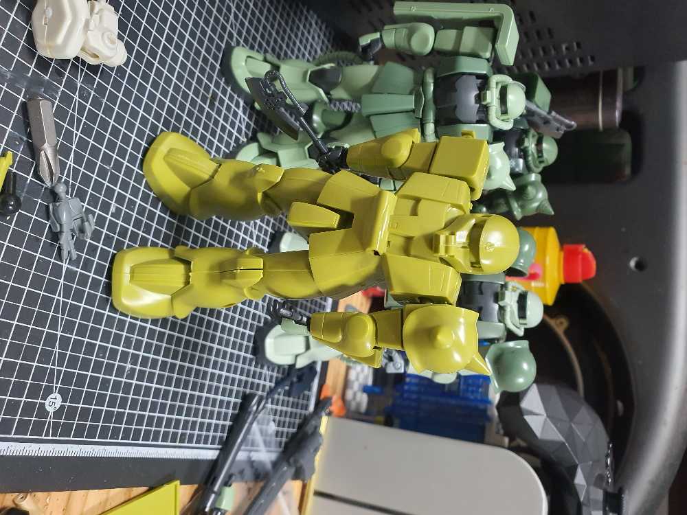 RG#004 MS-06F Zaku II - Bandai (Gundam RG) action figure collectible [Barcode 4543112703880] - Main Image 2