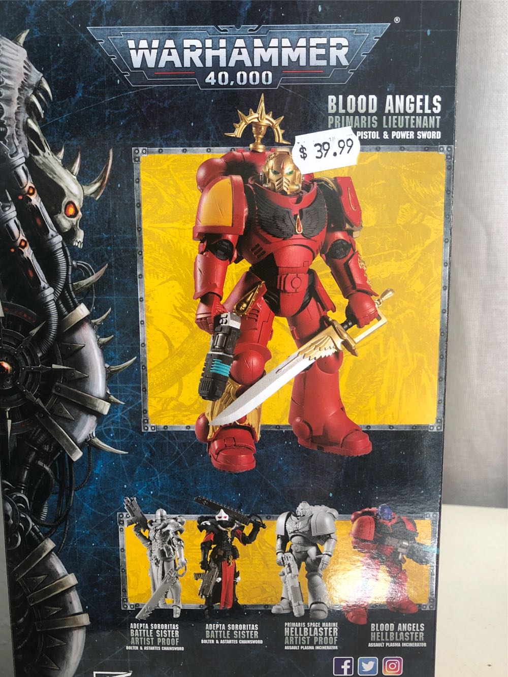 Blood Angels Primaris Lieutenant - McFarlane Toys action figure collectible [Barcode 5011921169771] - Main Image 2