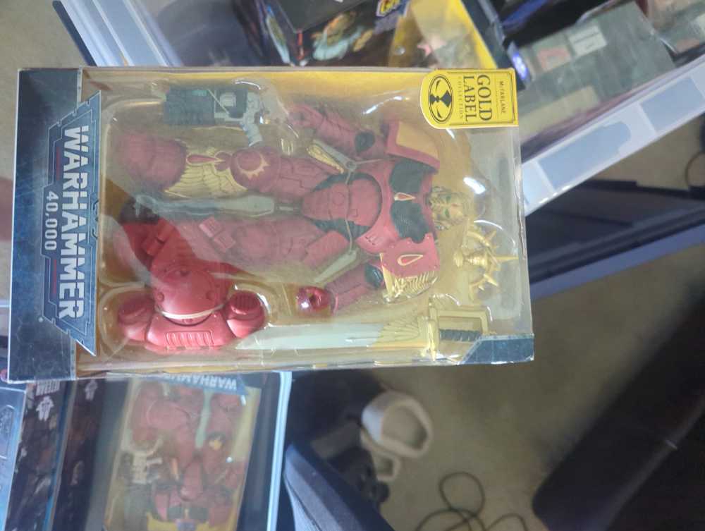 Blood Angels Primaris Lieutenant - McFarlane Toys action figure collectible [Barcode 5011921169771] - Main Image 3