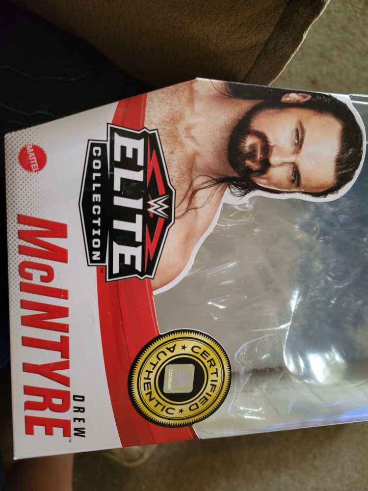 NIB Hot Wheels Batman 1966 TV Series Batmobile 1:18 Scale Diecast DC Comics