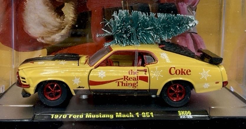 M2 1:64 SK06 24-50 Coca-Cola 1970 Ford Mustang Mach 1 351 (Chase 750) Walmart Exclusive - Castline Inc. (M2 1:64 Chase 750) action figure collectible [Barcode 811469015241] - Main Image 3
