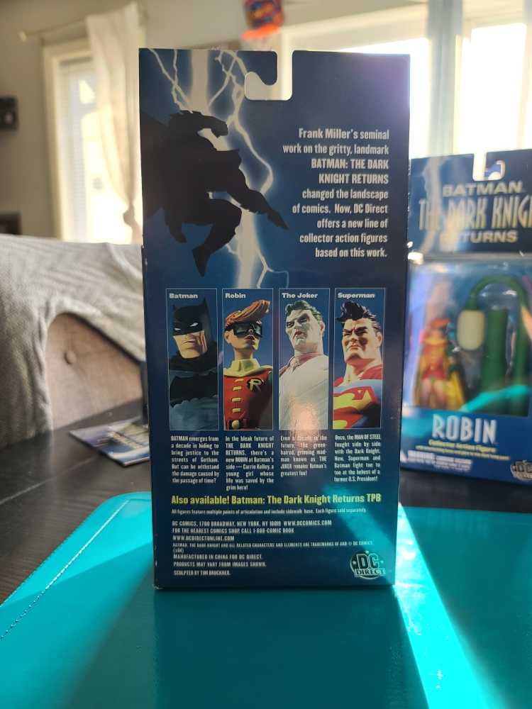 DC Direct The Dark Knight Returns Superman - DC Direct (Batman The Dark Knight Returns) action figure collectible - Main Image 2
