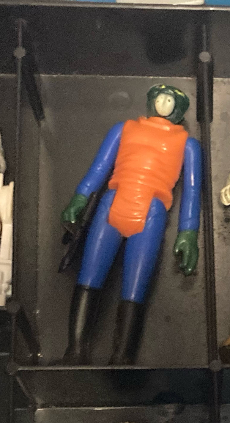 Eric Lindros With Real Slapshot Action! Starting Lineup