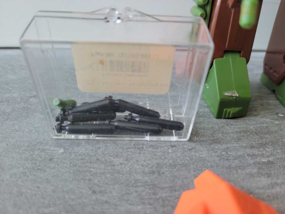 Transformers G1 Roadbuster - Hasbro (Generation 1) action figure collectible - Main Image 3