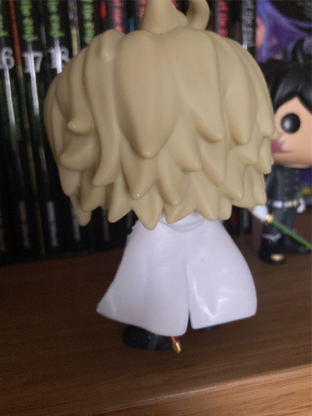 Mika - Funko (Seraph Of The End) action figure collectible [Barcode 889698127356] - Main Image 3