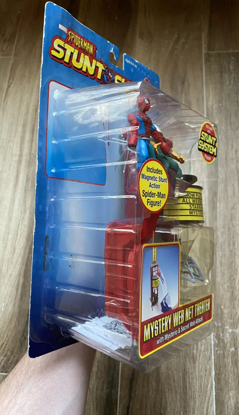 Spiderman Stunt System Mysterio Web Net Theater Set Toybiz Magnetic Figure Nib - ToyBiz - Marvel (Marvel Superheros) action figure collectible [Barcode 035112724124] - Main Image 3