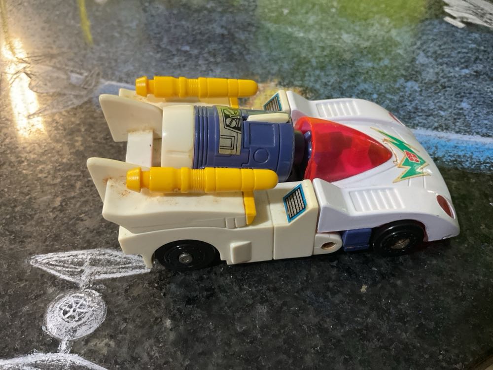 Transformers G1 Hurricane Turbomaster European Exclusive - Hasbro / Takara (G1 Transformers) action figure collectible - Main Image 4