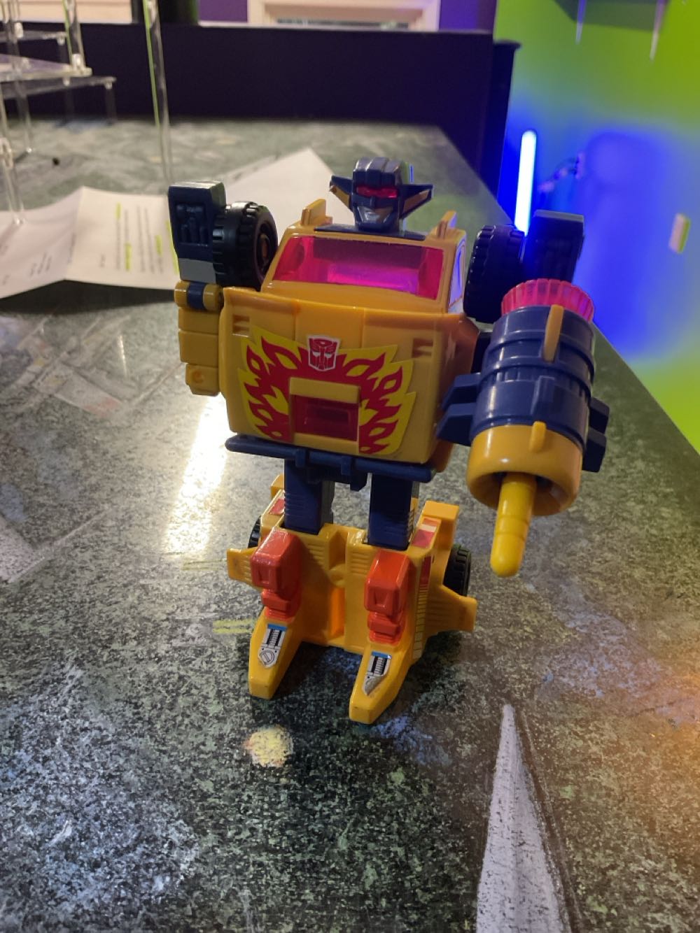 Transformers G1 Scorch Turbomaster European Exclusive - Hasbro / Takara (G1 Transformers) action figure collectible - Main Image 2