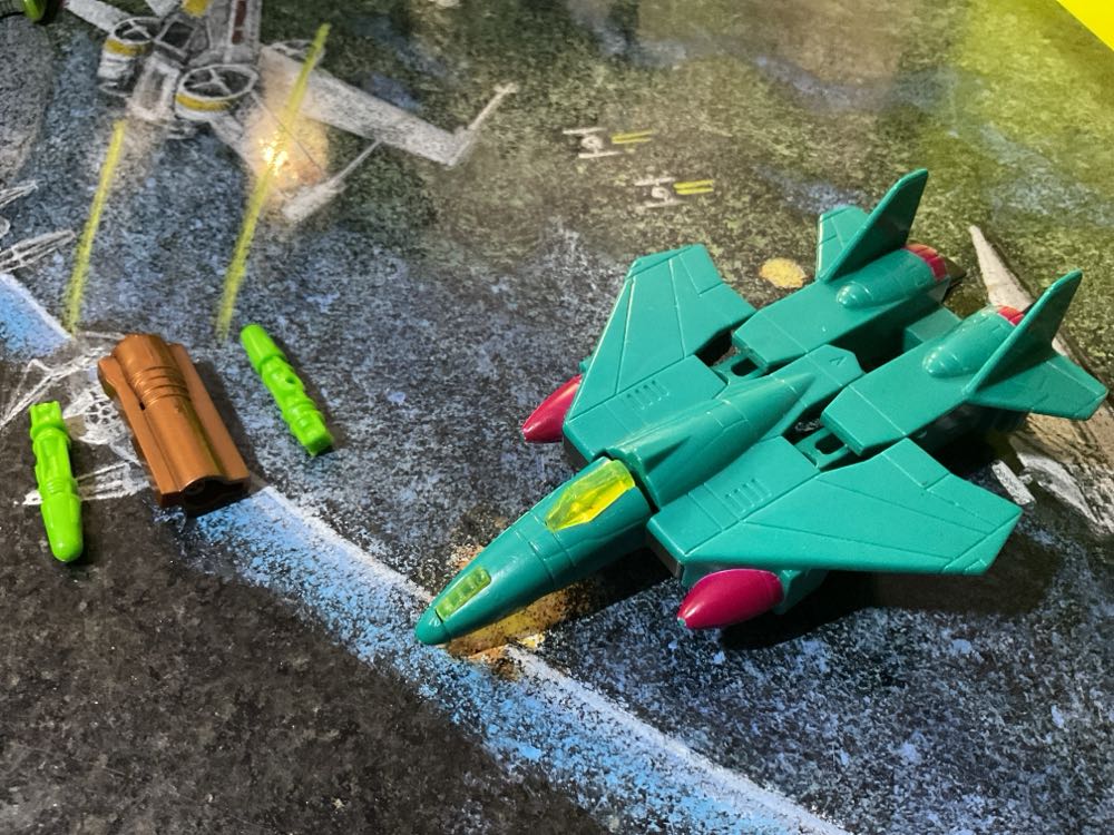 Transformers G1 Talon Predator European Exclusive - Hasbro (Predators) action figure collectible [Barcode 5010995042546] - Main Image 4