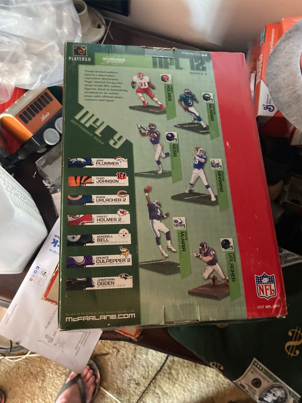 Nfl Sports Picks Steve Mcnair Deluxe Action Figure White Jersey  action figure collectible [Barcode 787926742466] - Main Image 2