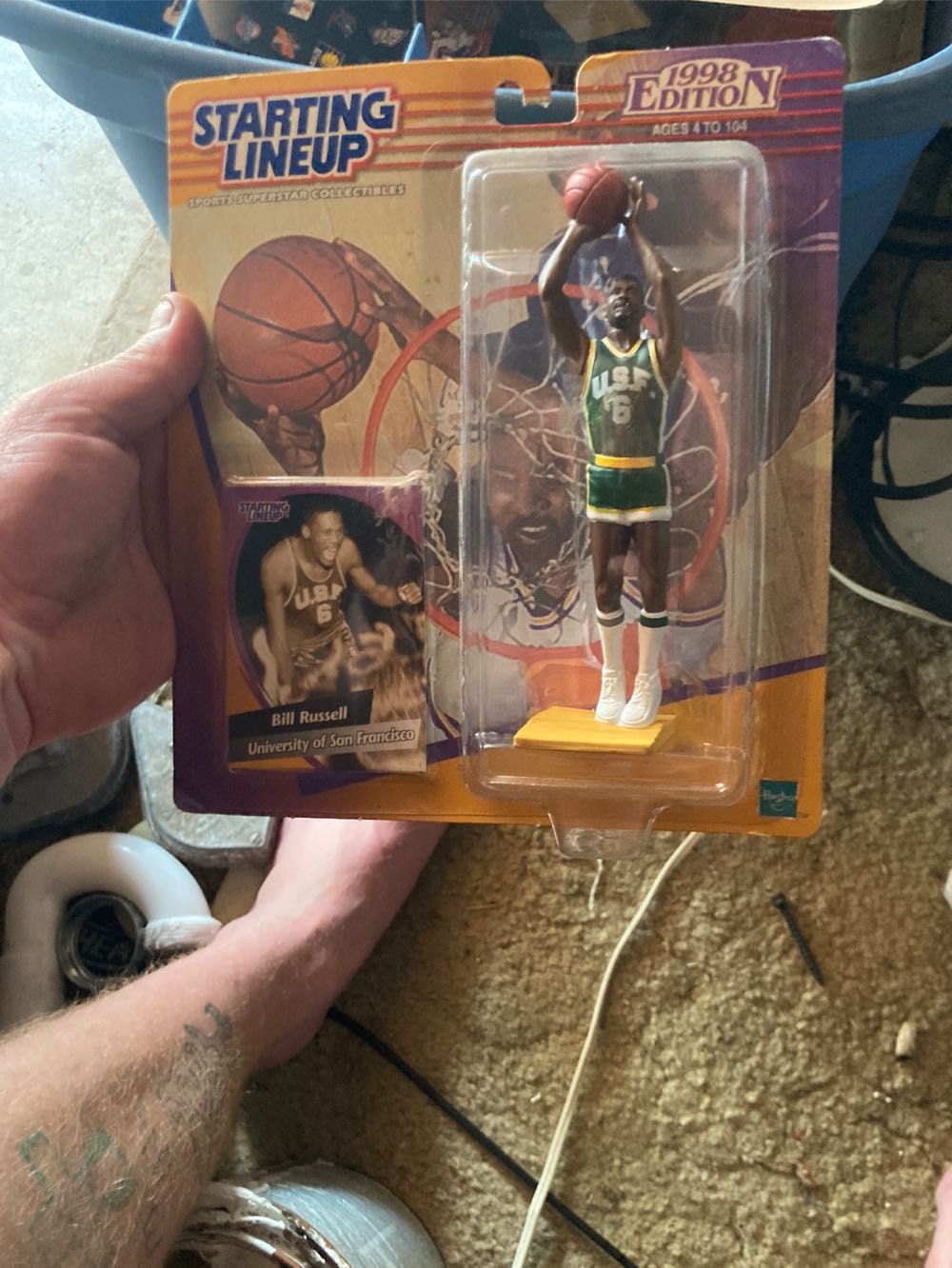 Starting Lineup Ncaa Basketball Bill Russell University Of San Francisco  action figure collectible [Barcode 076281718798] - Main Image 3