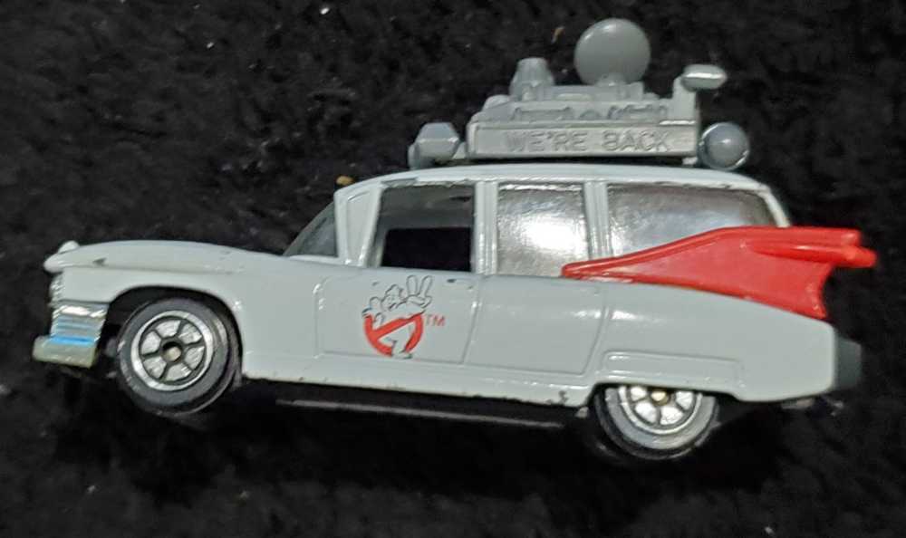 Ghostbusters II Ecto 1 Die-cast Car - Columbia Pictures action figure collectible - Main Image 3