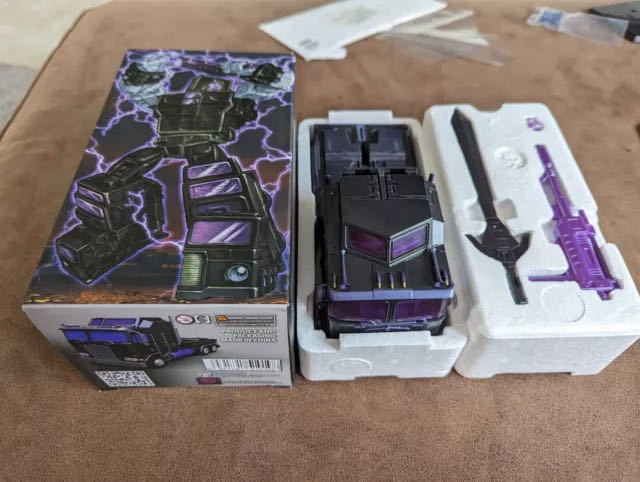 X-Transbots Gravestone MX-XII (Motormaster) - X-Transbots (3rd Party MP Stunticon Menasor) action figure collectible - Main Image 4