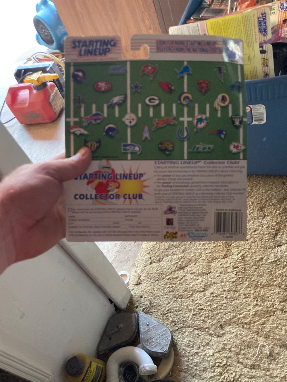 Terrrell Davis Nfl Starting Lineup - Hasbro / Kenner action figure collectible [Barcode 076281693576] - Main Image 3