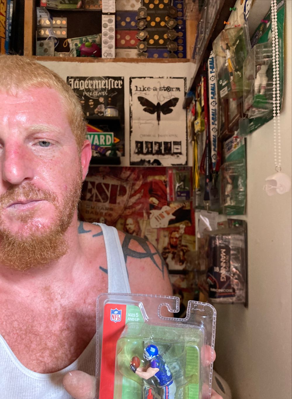 Sealed Mcfarlane Nfl Football 3” Jeremy Shockey Giants - McFarlane’s Sportspicks (NFL 3-Inch) action figure collectible [Barcode 787926761573] - Main Image 4