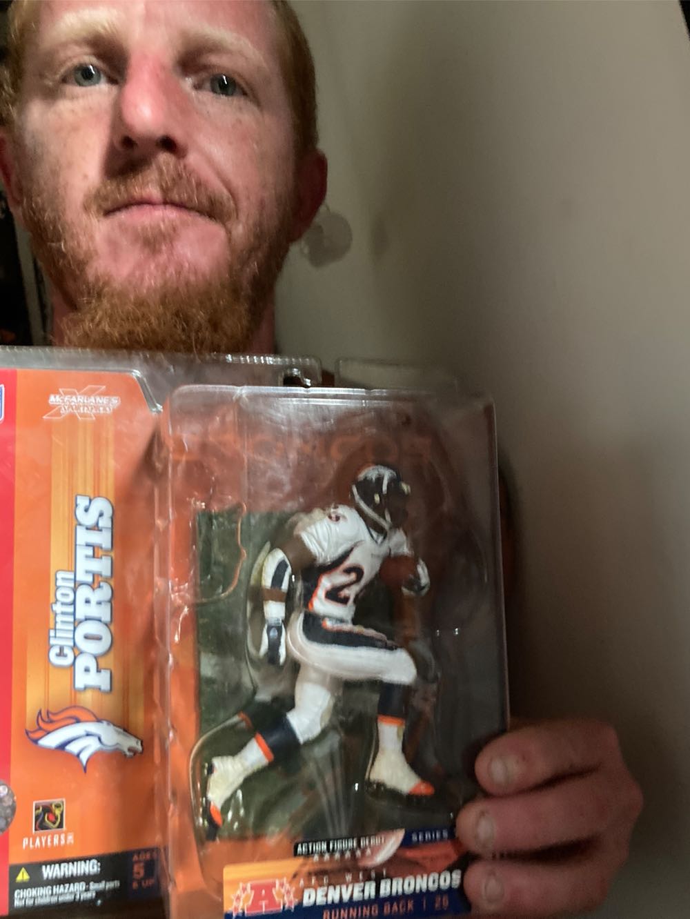 Mcfarlane Sportspicks Clinton Portis Denver Broncos  action figure collectible [Barcode 787926703672] - Main Image 4