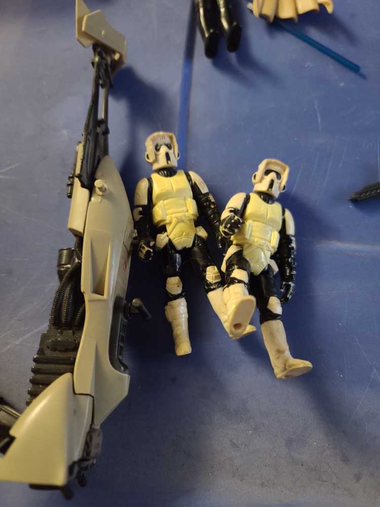 The Incredibles 2 Hey Day Mr. Incredible 4-inch Action Figure