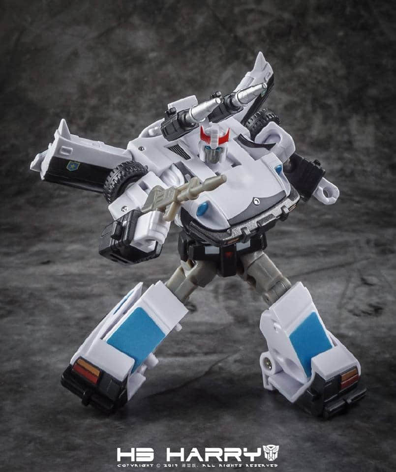 Harry (Prowl) - Newage (The Transformers) action figure collectible - Main Image 2