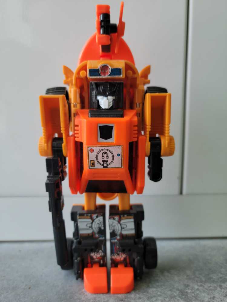 Sandstorm (Car Mode) - Hasbro (1986) action figure collectible - Main Image 2