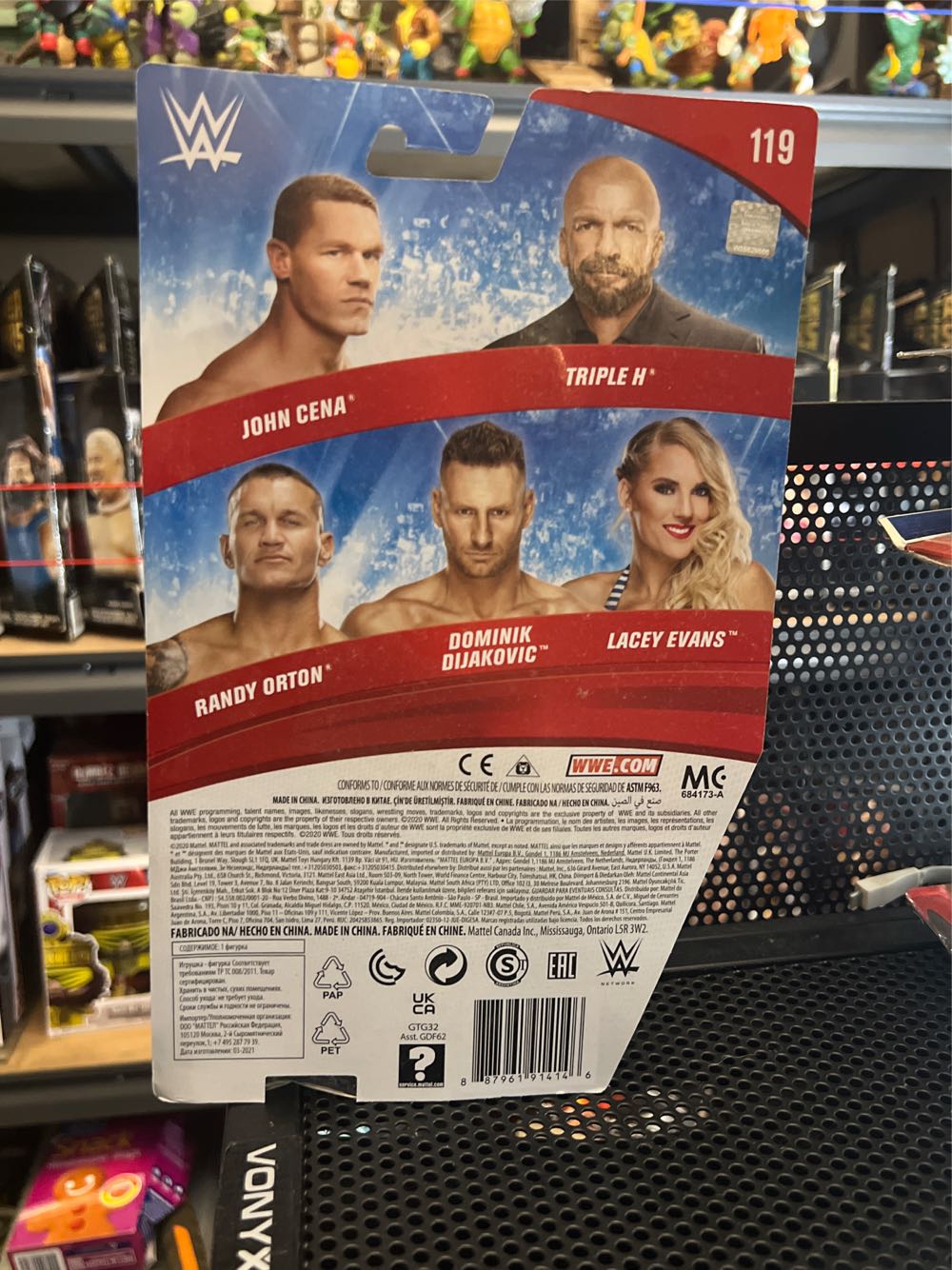 WWE - Triple H - Series 119 - Mattel Wwe (Wwe Wrestling) action figure collectible [Barcode 887961914146] - Main Image 3