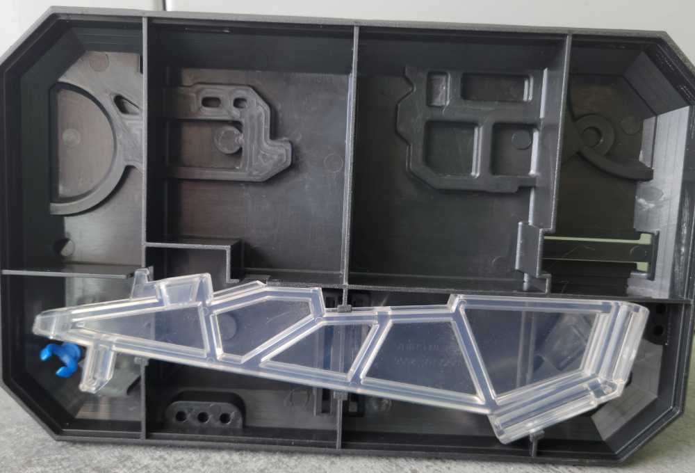 Thundercracker Masterpiece - Hasbro (Transformers Parts) action figure collectible - Main Image 2