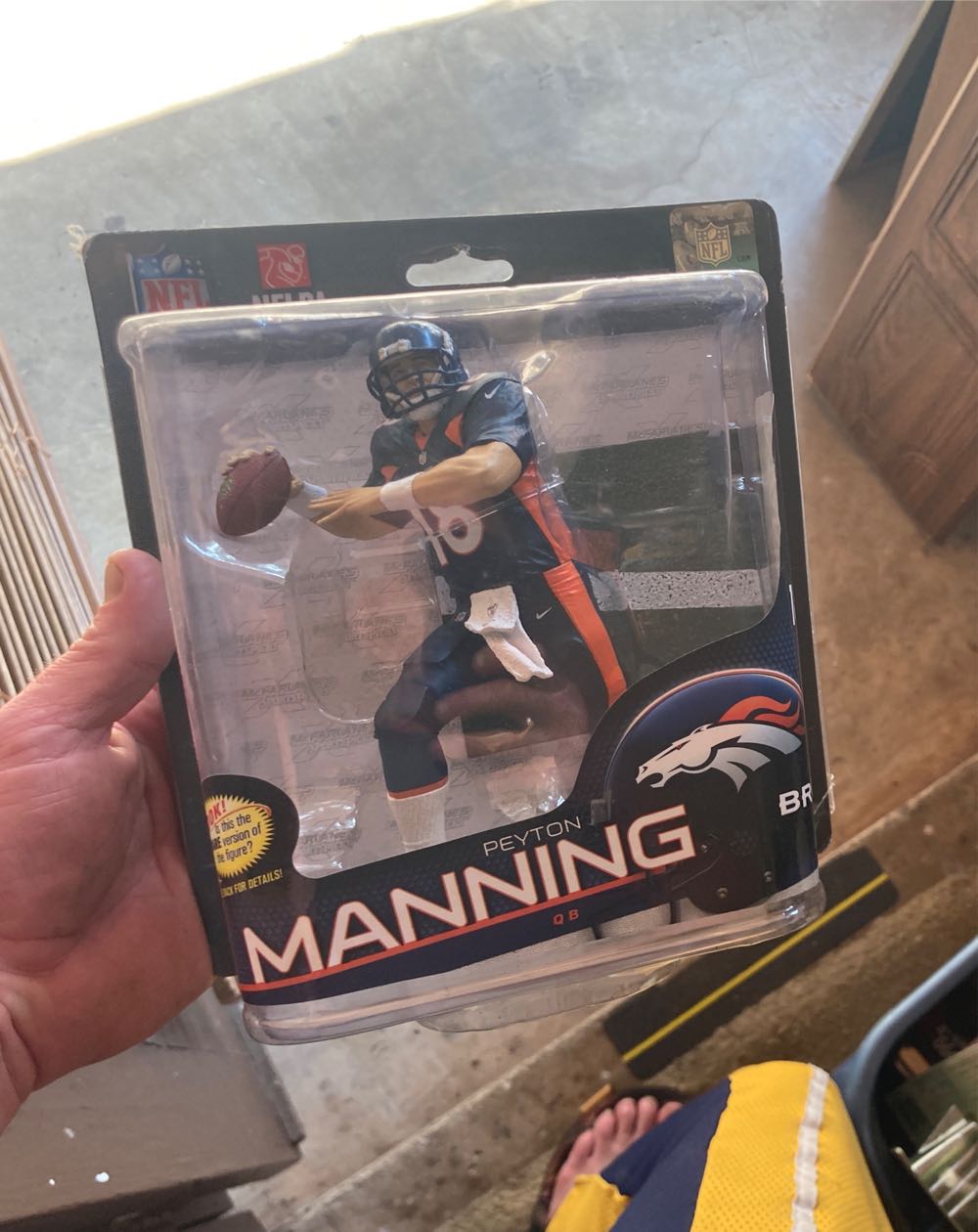 Mcfarlane Toys Nfl Series 32 Peyton Manning-denver Broncos Action Figure  action figure collectible [Barcode 787926756289] - Main Image 3