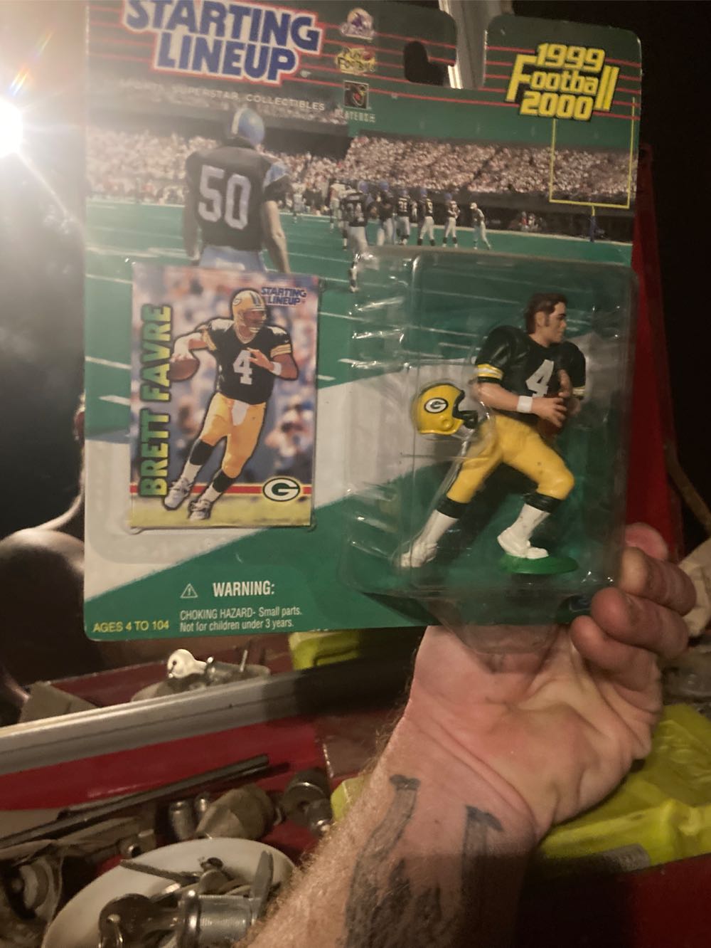 Starting Lineup Brett Favre Green Bay Packers 2000 Nfl Action Figure & Exclusive Nfl Collector Trading Card  action figure collectible [Barcode 076930721674] - Main Image 4