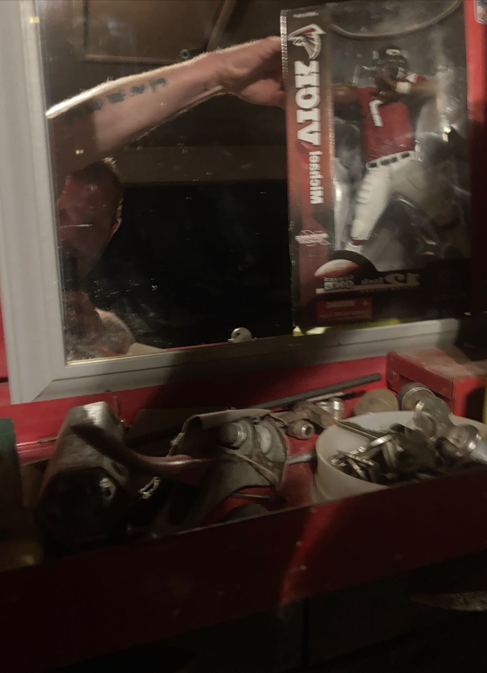 Michael Vick Nfl Qb 12 Inch Series 1 New Mcfarlane Sports Atlanta Falcons  action figure collectible [Barcode 787926703849] - Main Image 2