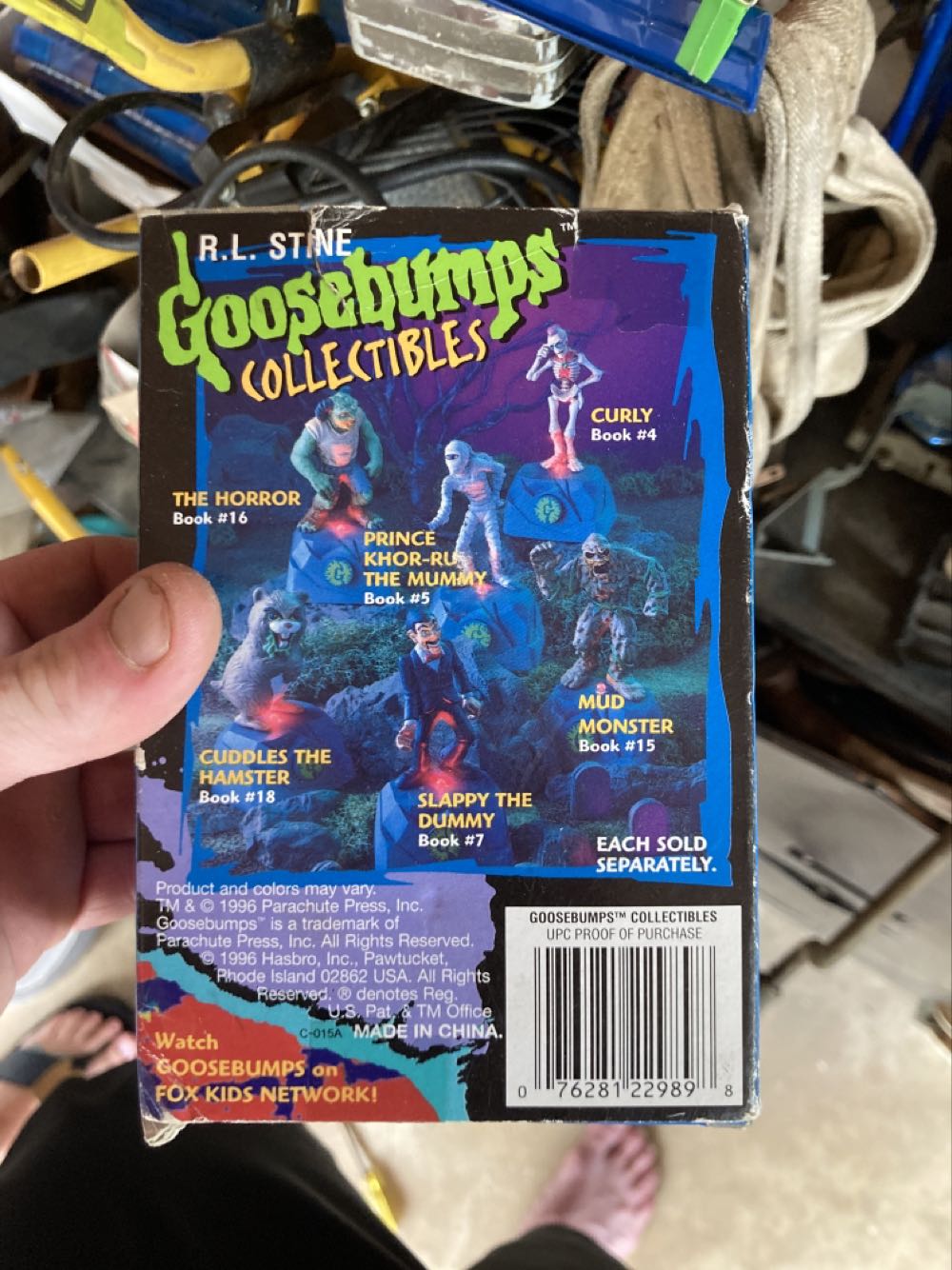 R.l. Stine Goosebumps Collectibles Book - Hasbro action figure collectible [Barcode 076281229898] - Main Image 2
