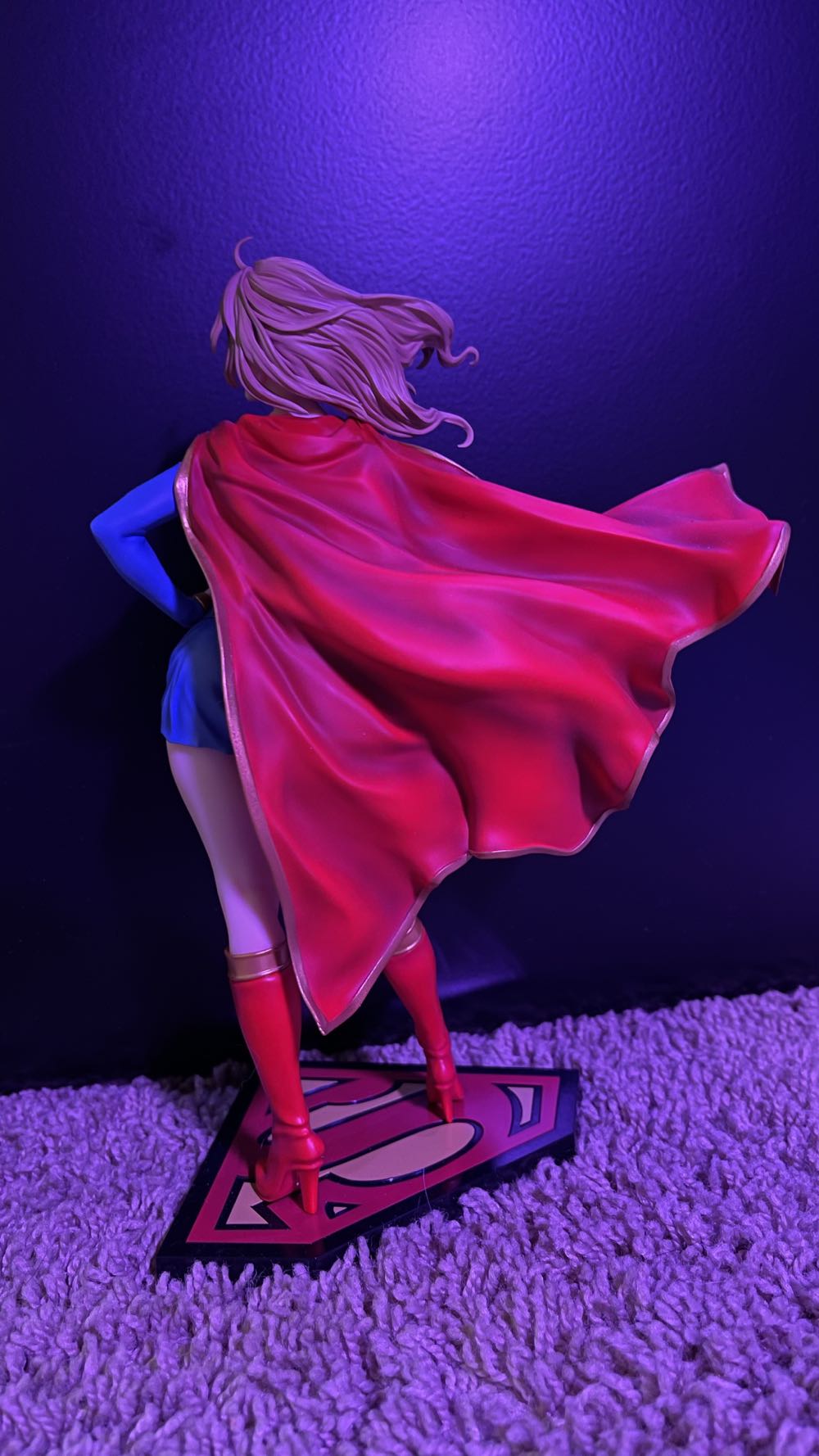 Kotobukiya DC Bishoujo Statue Supergirl Returns (1st Edition)  - Kotobukiya (Bishojo Girls) action figure collectible [Barcode 190526006256] - Main Image 3