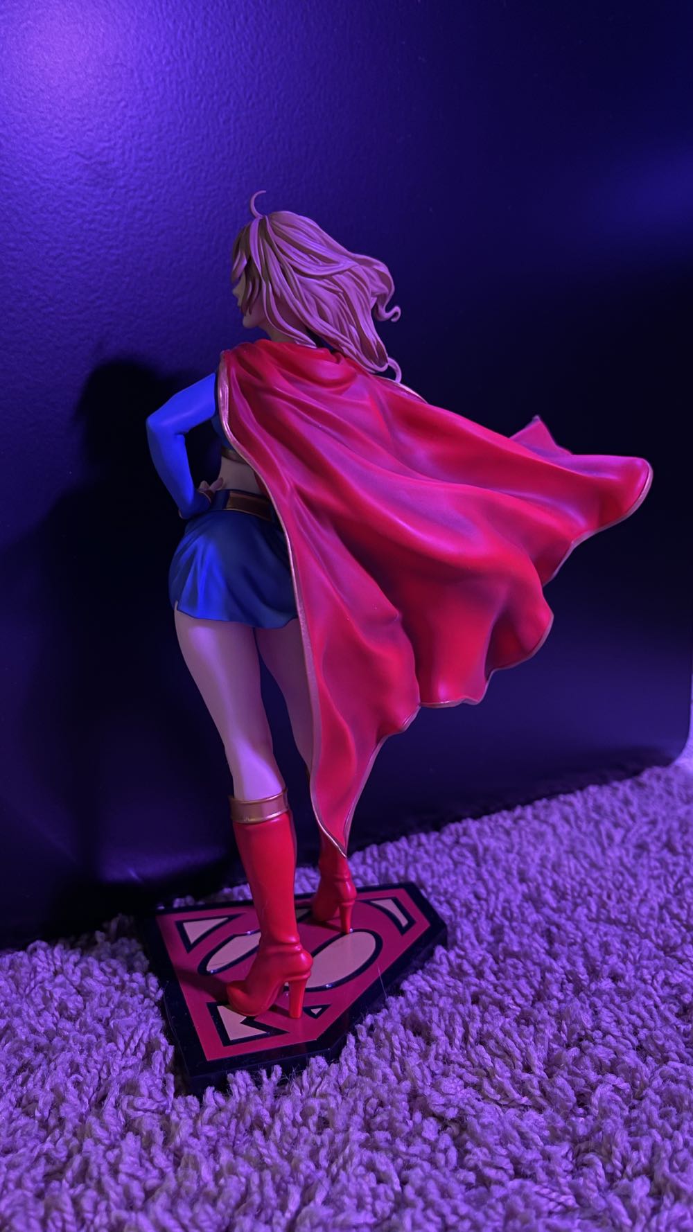 Kotobukiya DC Bishoujo Statue Supergirl Returns (1st Edition)  - Kotobukiya (Bishojo Girls) action figure collectible [Barcode 190526006256] - Main Image 4