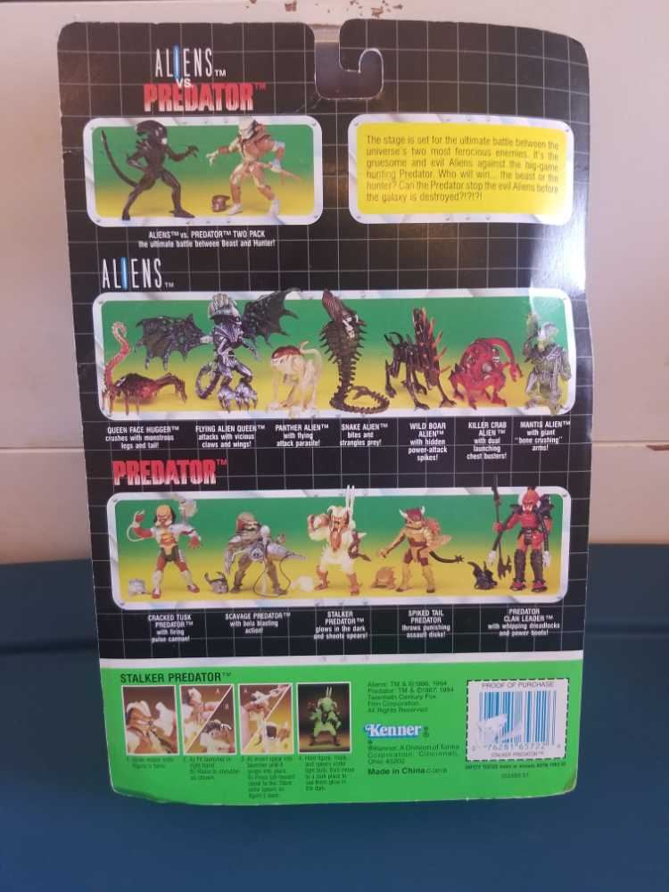 Stalker Predator (Glow in the Dark) - Vintage - Kenner (Predator) action figure collectible [Barcode 076281657226] - Main Image 3