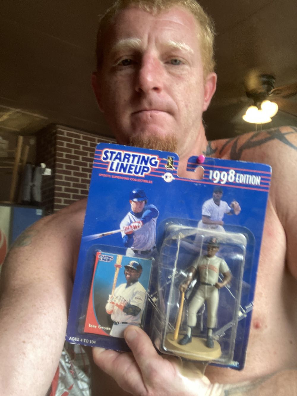 Lineup Tony Gwynn Starting Lineup Tony - STARTING LINEUP action figure collectible [Barcode 076281714929] - Main Image 4