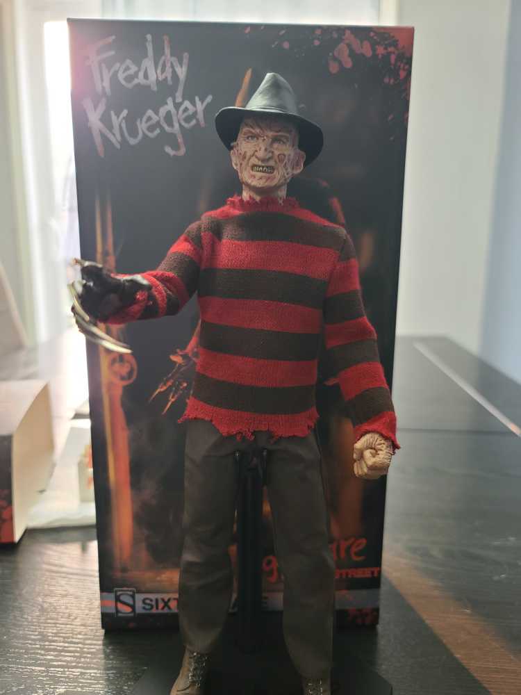 Sideshow Sixth Scale Freddy Krueger - Sideshow Collectibles (Horror) action figure collectible - Main Image 3