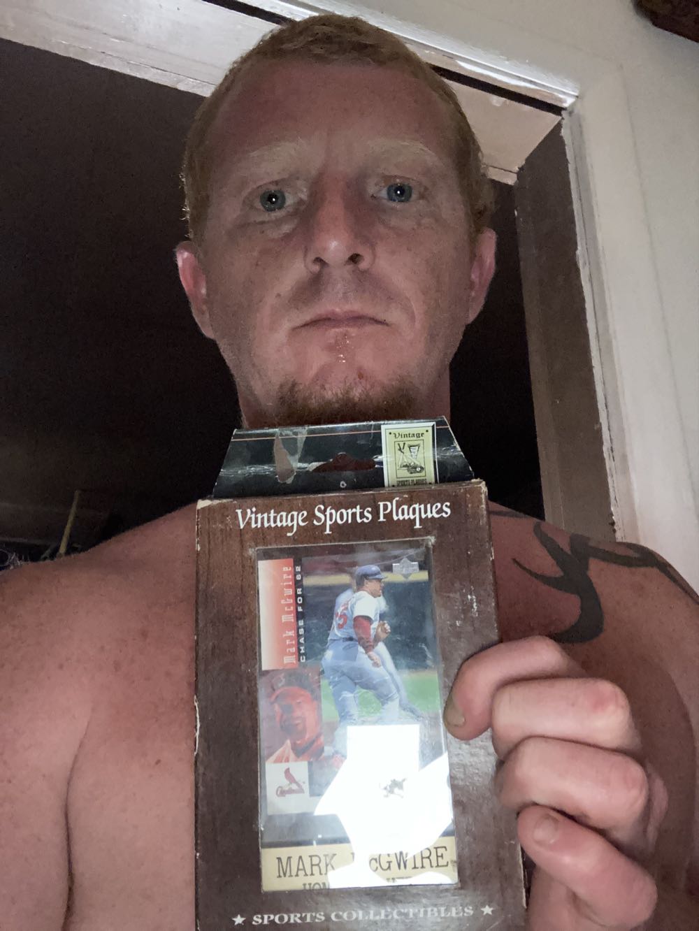 Mark Mcgwire - Vintage Sports Plaques action figure collectible [Barcode 730828100469] - Main Image 3