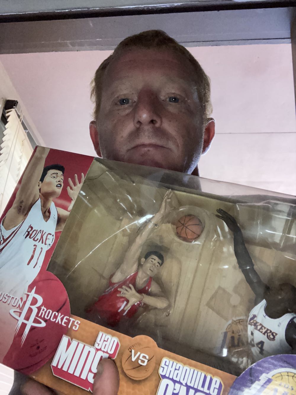 Mcfarlane Sportspicks Nba Basketball Yao Ming Vs Shaquille O’neal Box Set - McFarlane action figure collectible [Barcode 787926705119] - Main Image 4