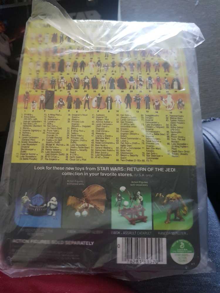 Star Wars: Return of the Jedi - Luke Skywalker ( Endor Escape) - Kenner (92 Back) (Star Wars - Return Of The Jedi) action figure collectible [Barcode 076281695709] - Main Image 4