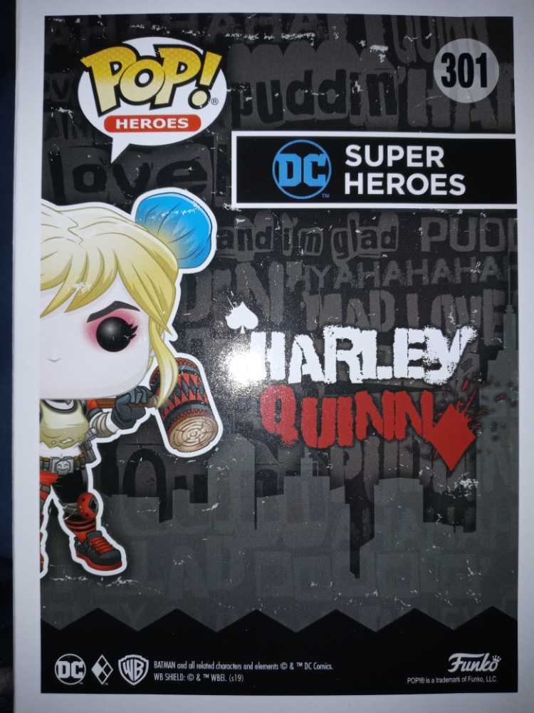 DC Comics: Funko Pop! DC Super Heroes - Harley Quinn With Mallet #301 - Funko (DC Super Heroes) action figure collectible [Barcode 889698448024] - Main Image 2