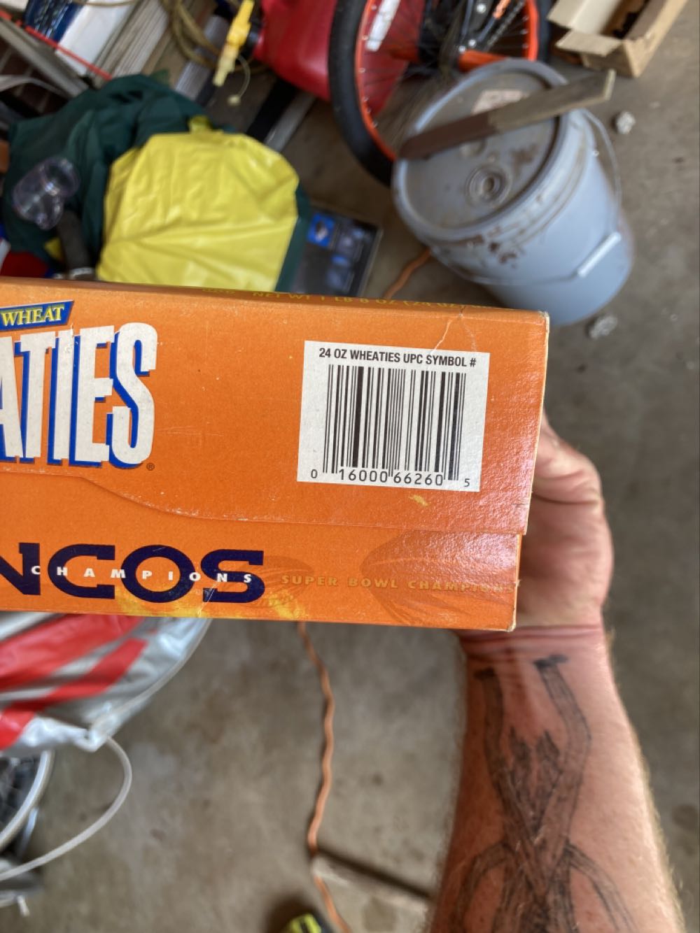 Denver Broncos Wheaties Box - General Mills (Multigrain Cereal) action figure collectible [Barcode 016000662605] - Main Image 2