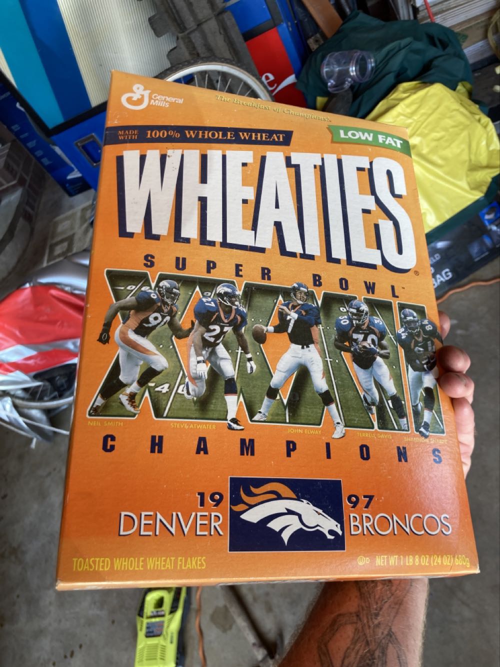 Denver Broncos Wheaties Box - General Mills (Multigrain Cereal) action figure collectible [Barcode 016000662605] - Main Image 3