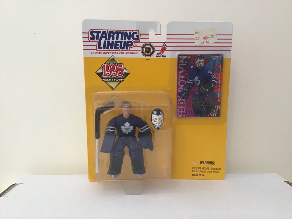 Starting Lineup Brett Favre Green Bay Packers 2000 Nfl Action Figure & Exclusive Nfl Collector Trading Card