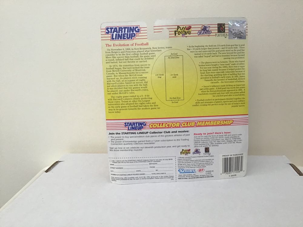 Terrell Davis - Kenner action figure collectible - Main Image 2