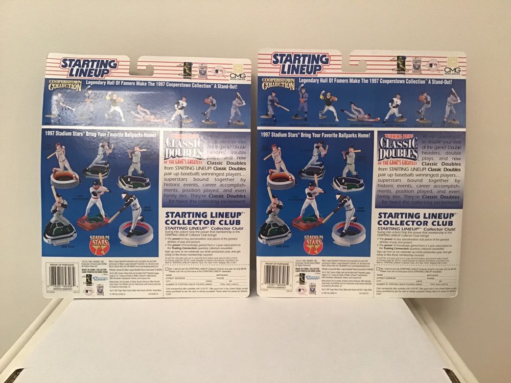 Ken Griffey, Jr. / Ken Griffey - Kenner (Classic Doubles) action figure collectible - Main Image 2