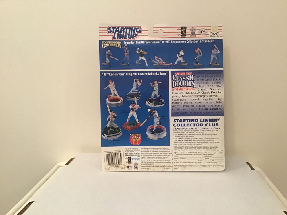 Ken Griffey, Jr. / Ken Griffey - Kenner (Classic Doubles) action figure collectible - Main Image 2