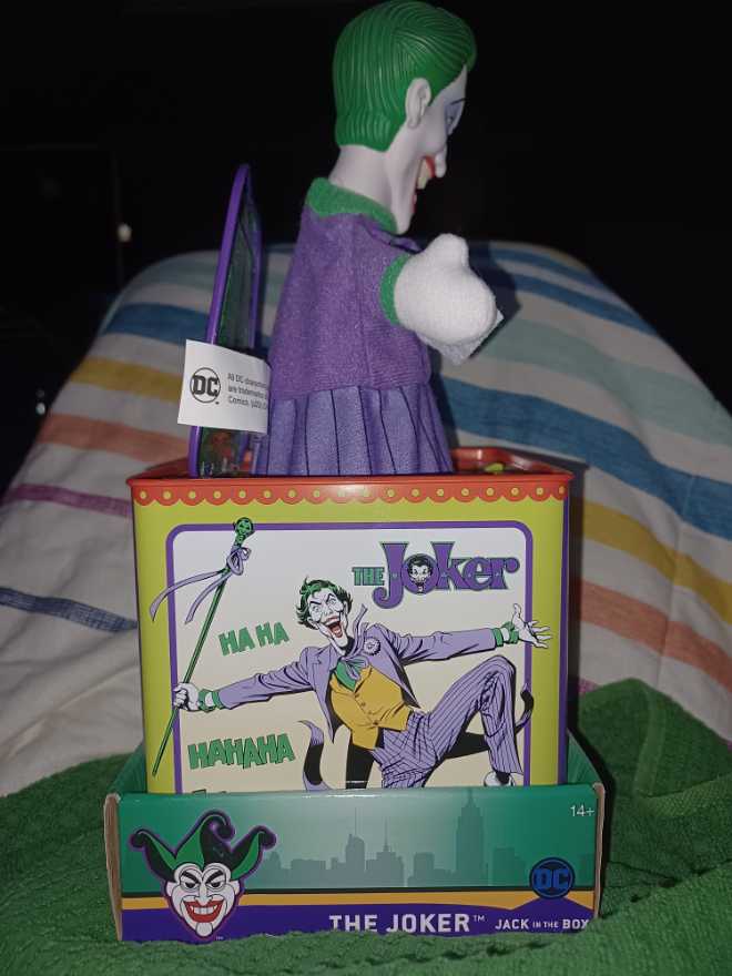 The Joker Jack In The Box - JLA Direct (The Joker) action figure collectible [Barcode 840417105833] - Main Image 3