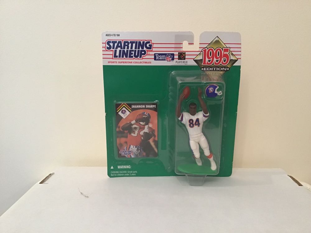 Rwby: Ruby Rose Collectible Figure