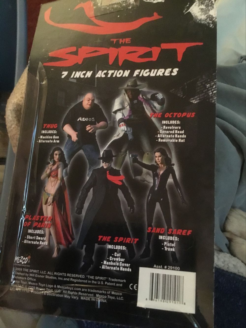 The Spirit - Mezco (The Spirit) action figure collectible [Barcode 696198291018] - Main Image 2