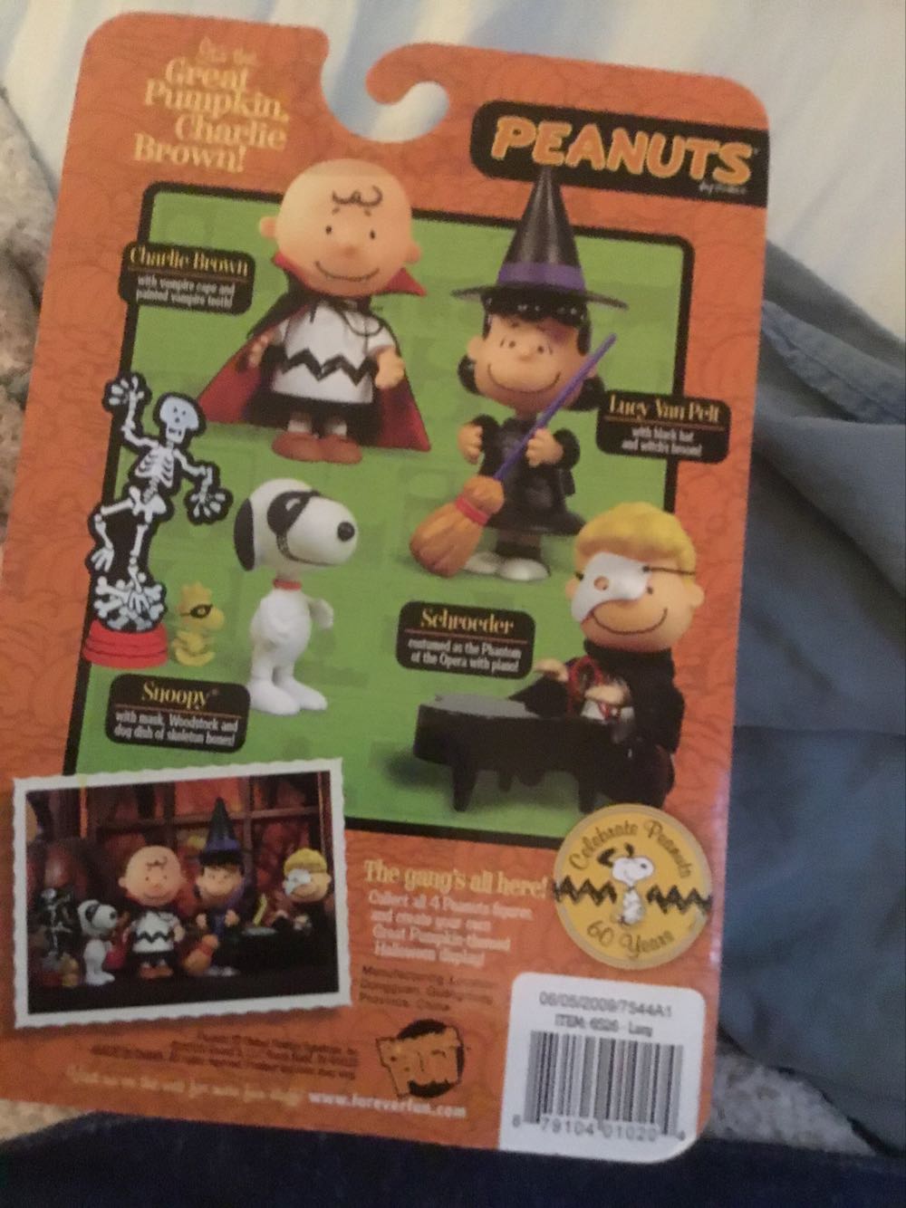 Livy Van Pelt - Forever Fun (Peanuts) action figure collectible [Barcode 879104010204] - Main Image 2